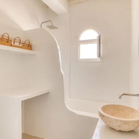 شقة Cavos Paros Stunning Two Bedroom With Spacious Veranda In Aliki, Paros