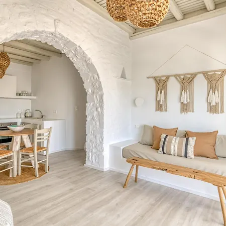 Cavos Paros Veranda, Sea-view Terrace & 2 Bedrooms Lägenhet Alikí