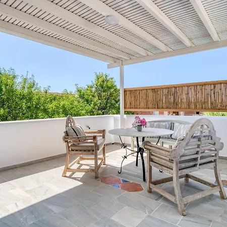 Cavos Paros Veranda, Sea-view Terrace & 2 Bedrooms Lägenhet