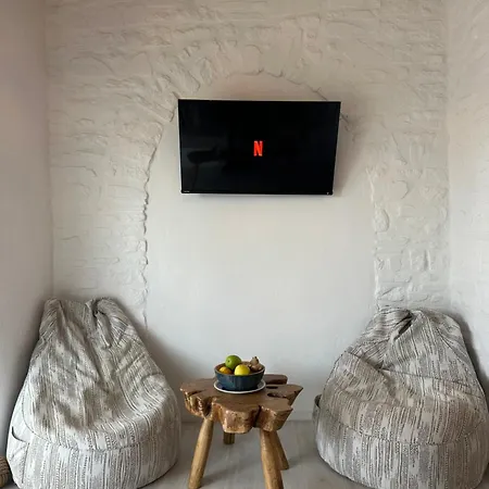 Cavos Paros Veranda, Sea-view Terrace & 2 Bedrooms * Alikí